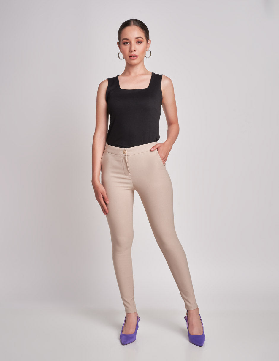 Pantalón Caqui de Vestir: Ajuste Slim y Stretch para Elegancia