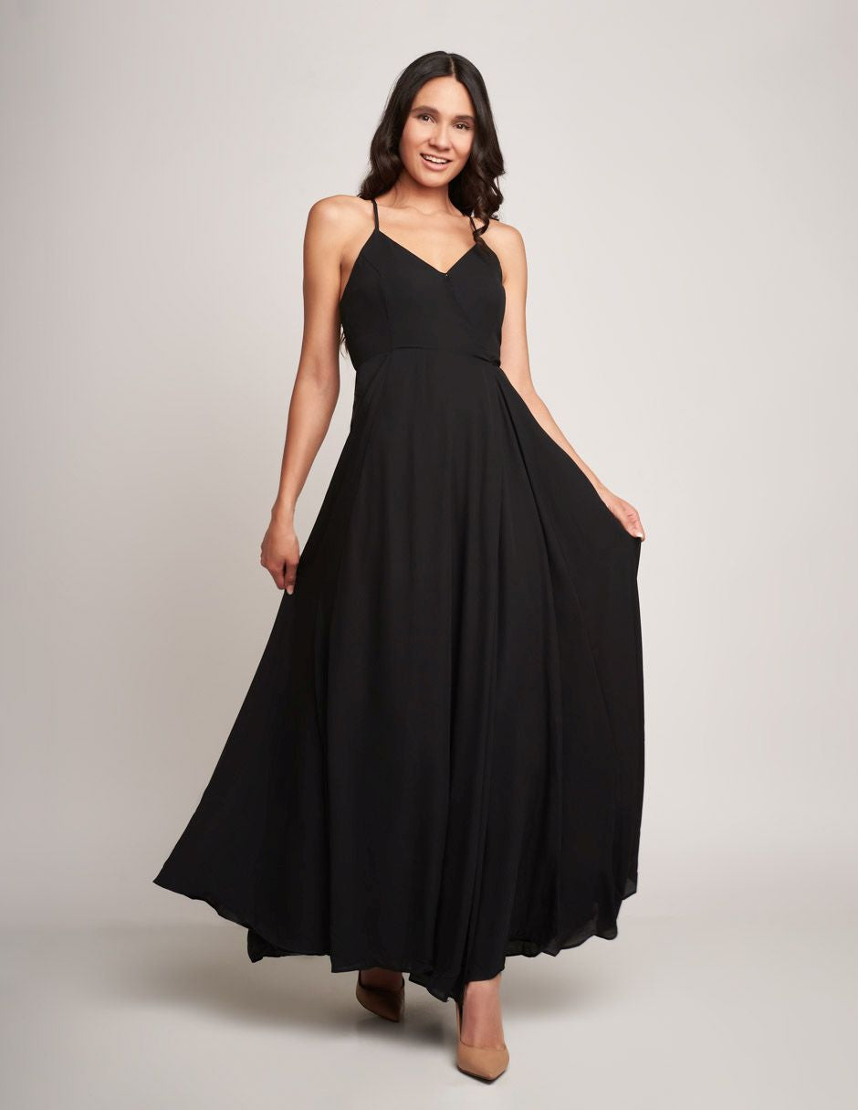 Vestido Negro Largo de Tirantes