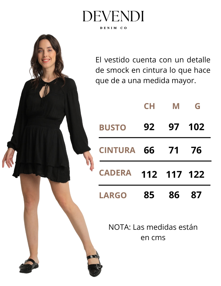 Vestido Corto Negro en Tela Ligera con Manga Larga, Escote Redondo con Gota, Smock en Cintura y Volumen en Falda