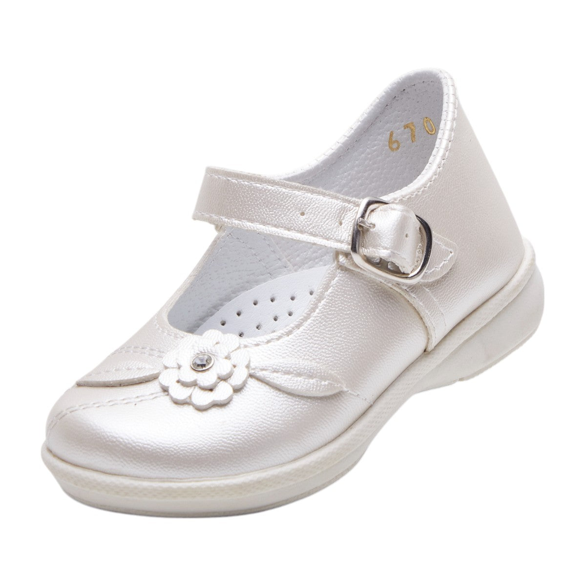 Zapatos para niña en charol blanco con brillo, punta redonda, correa ajustable con hebilla, suela anti derrapante y flor decorativa dv2925
