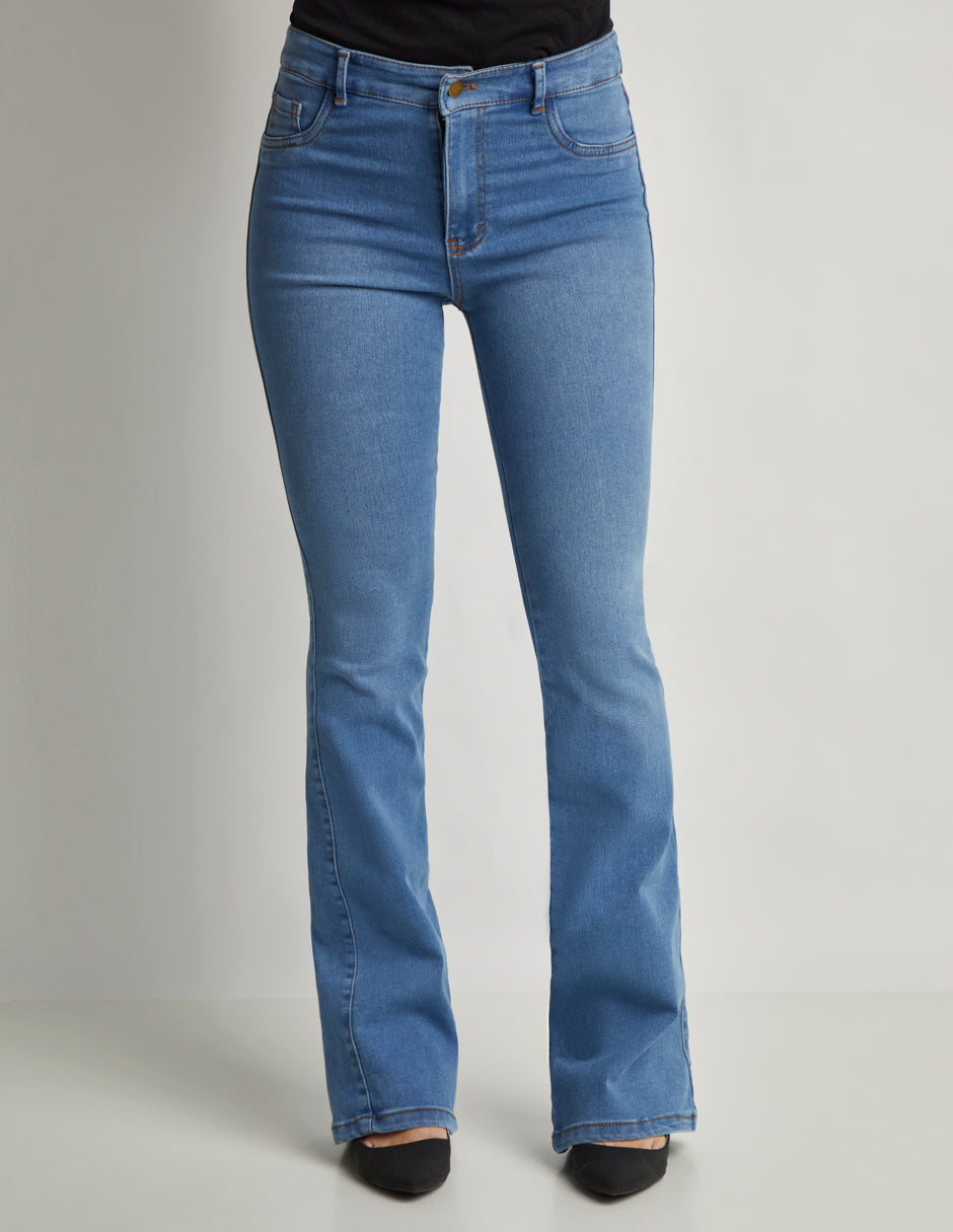 Jeans Azul Mujer, Mezclilla Acampanado Stone Claro con Stretch - Estilo Vaquero.