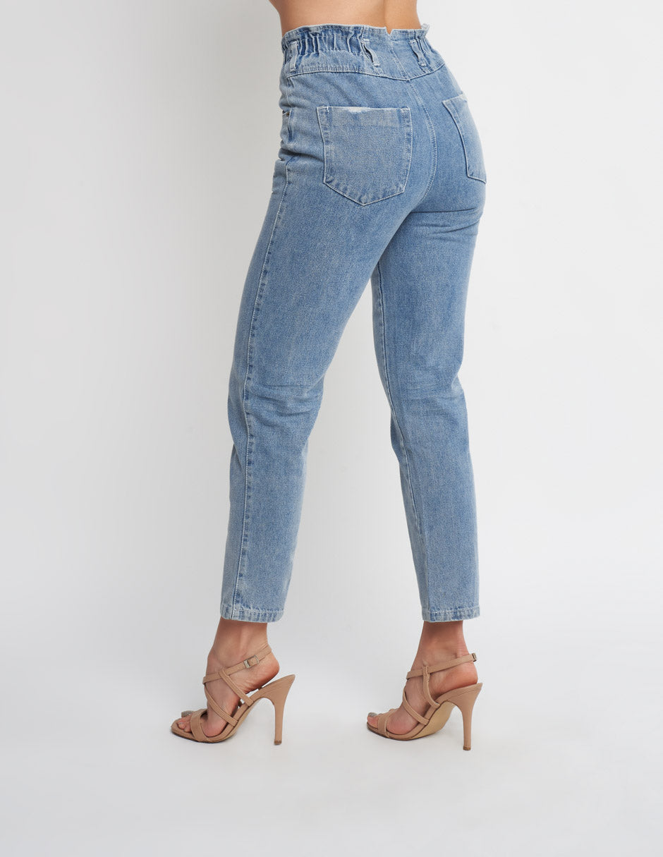 Jeans Mom Fit rígidos de mezclilla azul claro