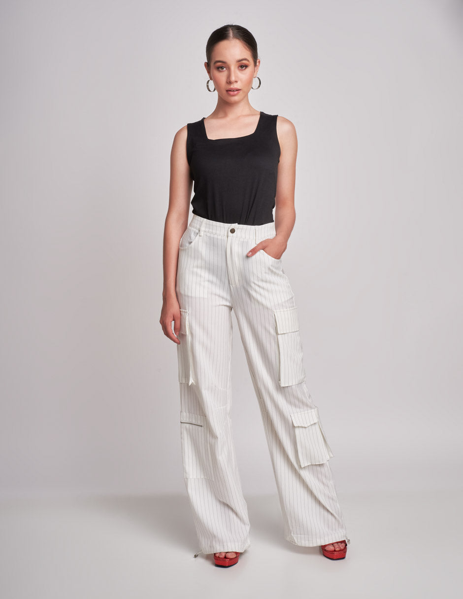 Pantalón Tiro Alto de Rayas: Cargo para un Look Versátil