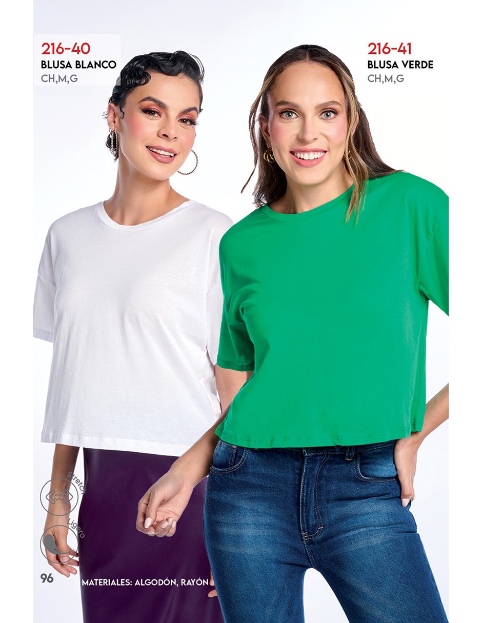 Blusa Básica Verde: Tela Stretch, Manga Corta, Largo Cintura