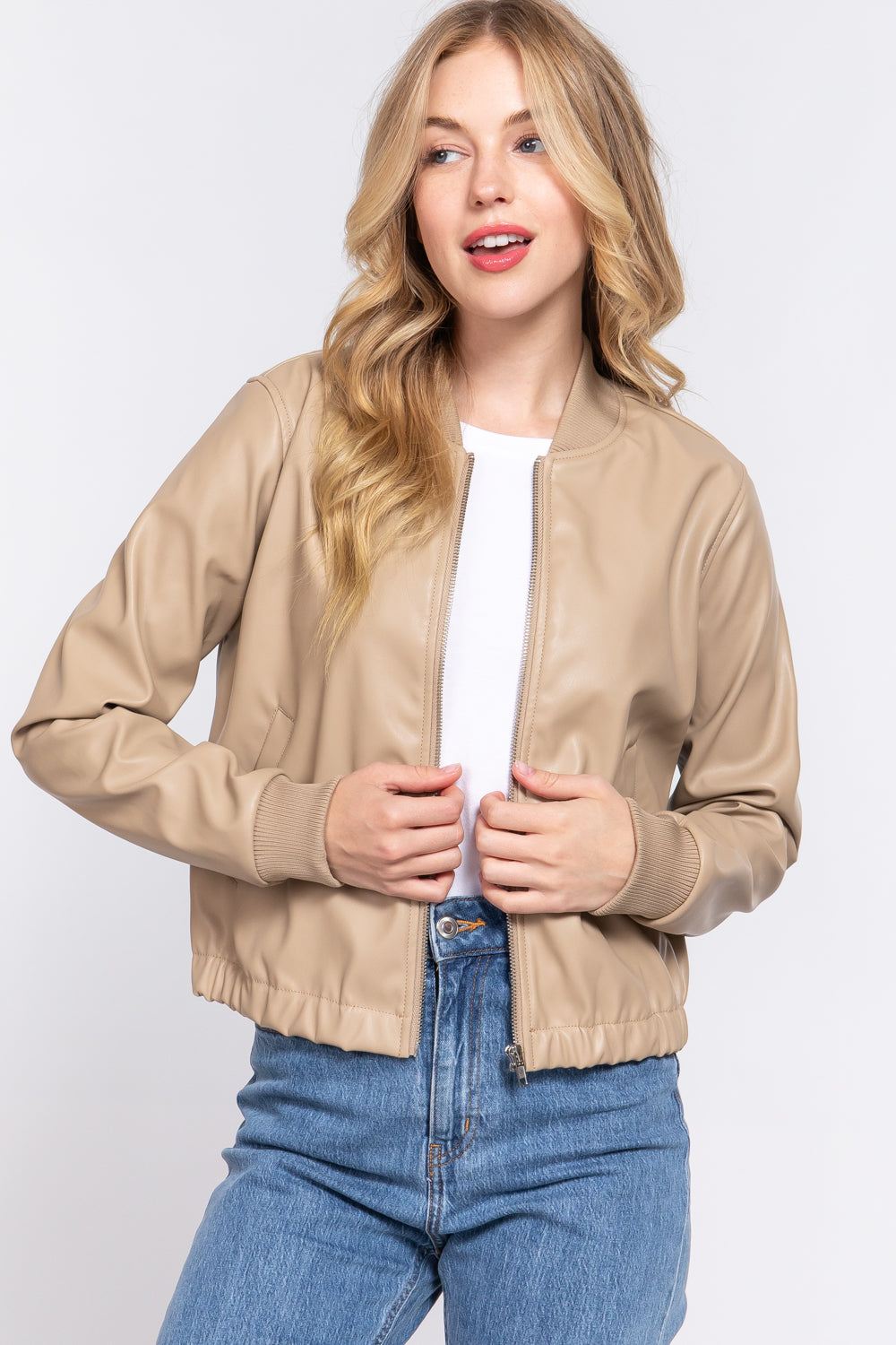 Chamarra Bomber color Camel