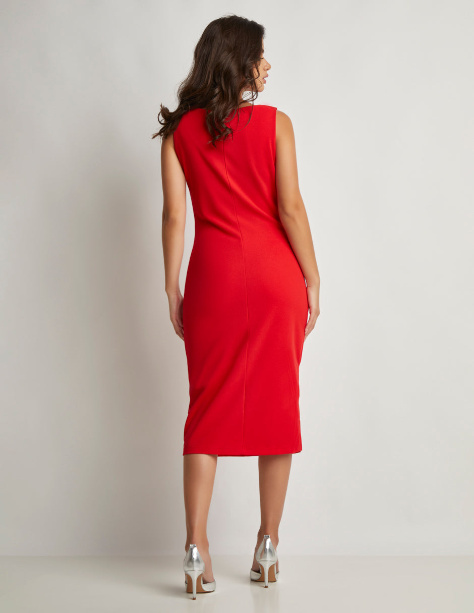 Vestido Rojo Formal: Midi, Sin Mangas, Plisado