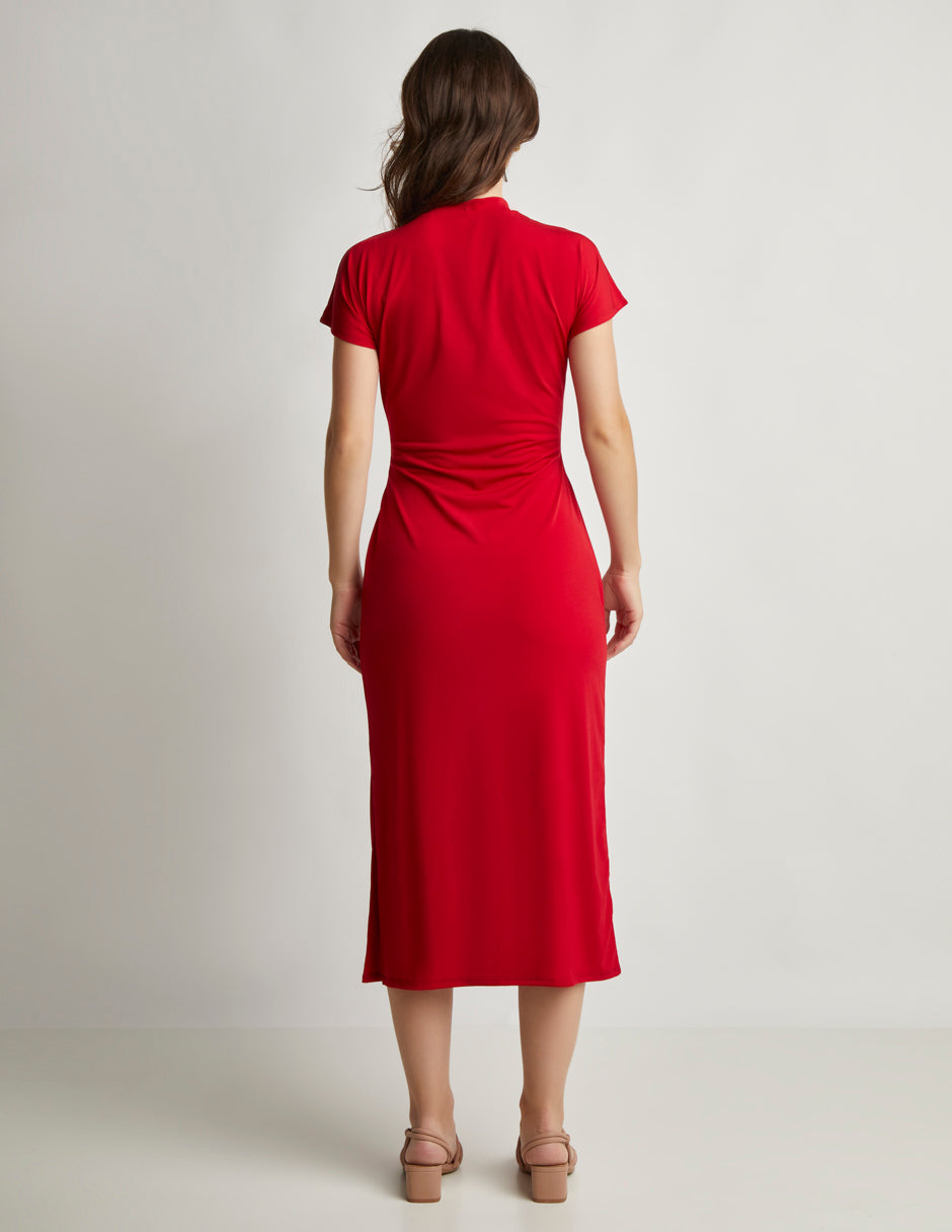 Vestido Rojo Entallado: Formalidad y Comodidad con Tela Stretch