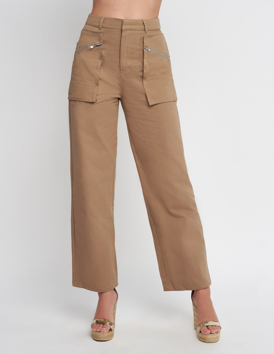 Pantalón para mujer de gabardina en color camel tiro alto wide leg