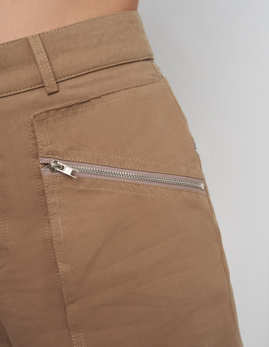 Pantalón para mujer de gabardina en color camel tiro alto wide leg